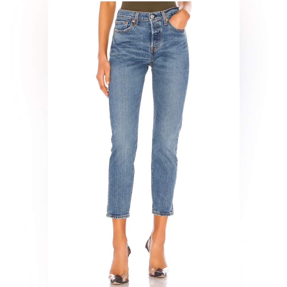NWT Size 26 Levi’s Wedgie Icon Fit in These Dreams